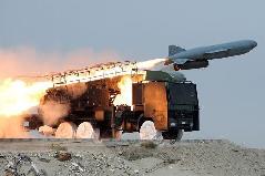 An Iranian Saeqeh missile is launched during war games on April 25, 2010 in southern Iran, near the Strait of Hormuz, the narrow strategically located waterway through which 40 percent of world&apos;s seaborne oil supplies pass.[Xinhua]