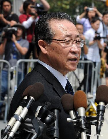 Kim Kye Gwan, Vice Foreign Minister of the Democratic People's Republic of Korea (DPRK), speaks to the media outside the US Mission to the United Nations in New York, July 29, 2011. [Shen Hong/Xinhua] 