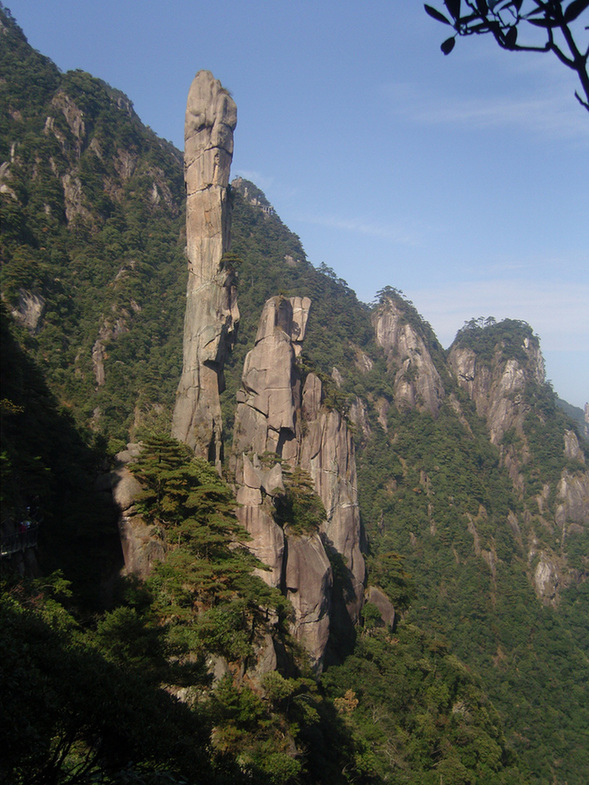 Located to the northeast of Shangrao City, Jiangxi Province, Mt. Sanqingshan was inscribed on UNESCO's World Heritage List. The granite landforms are the most valued component of Sanqingshan landscape.